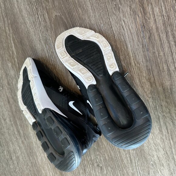 Nike Air Max 270 - Picture 6 of 7